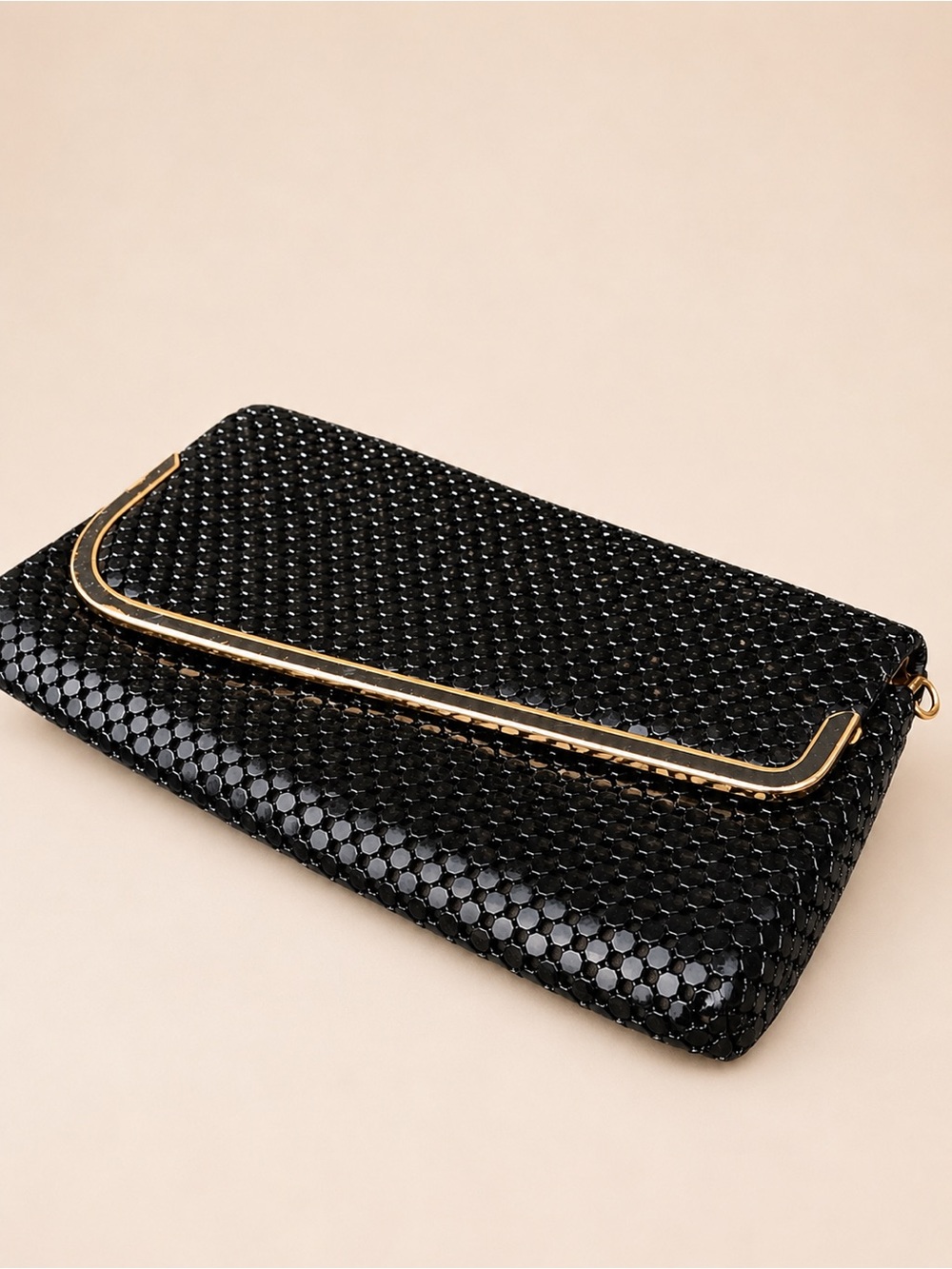 VTG Black Metal Sequin Mesh Clutch w Metallic Flap Trim & Removable Mesh Strap - Picture 6 of 16